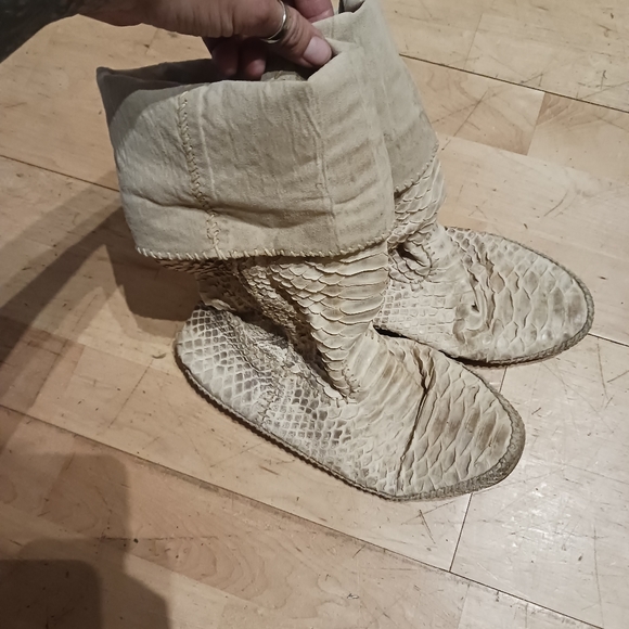 Snakeskin moccasins handmade - Picture 6 of 9